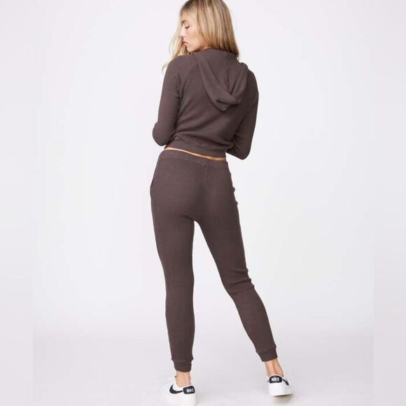 Monrow Oat Rib Jogger Pant in Cocoa Brown XS - Picture 2 of 12